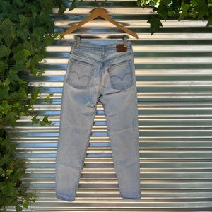 Levi’s Light High Waisted Jeans